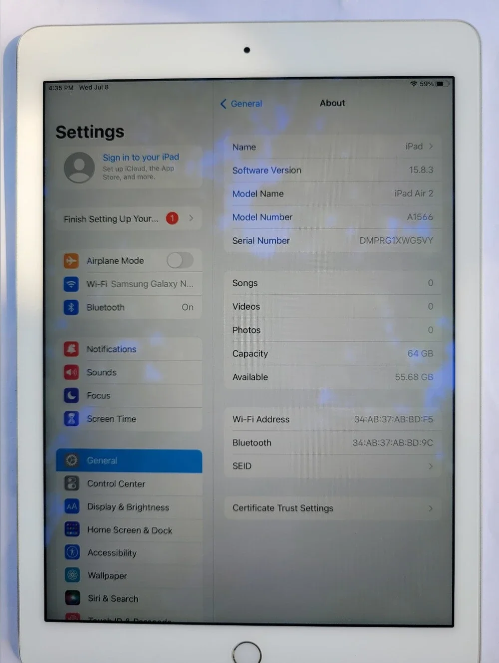 Apple iPad Air 2 White Tablet with Silver Back Side ***AJ***